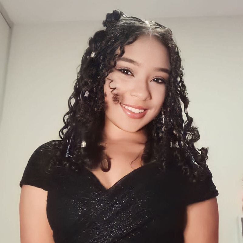 Suellen Gonçalves profile picture