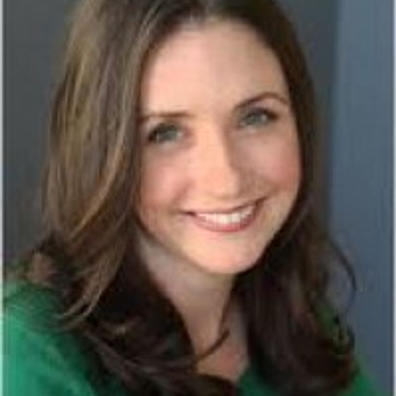 Julie Courtney Sullivan profile picture