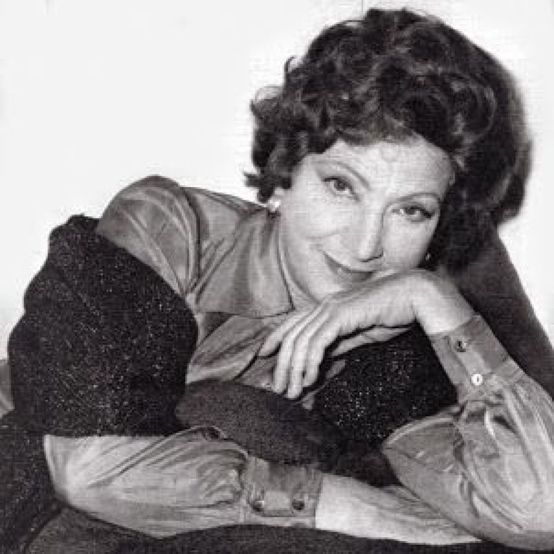 Lélia Abramo Scarmangan profile picture