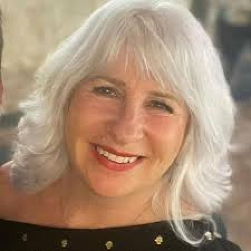Beverley Watts profile picture