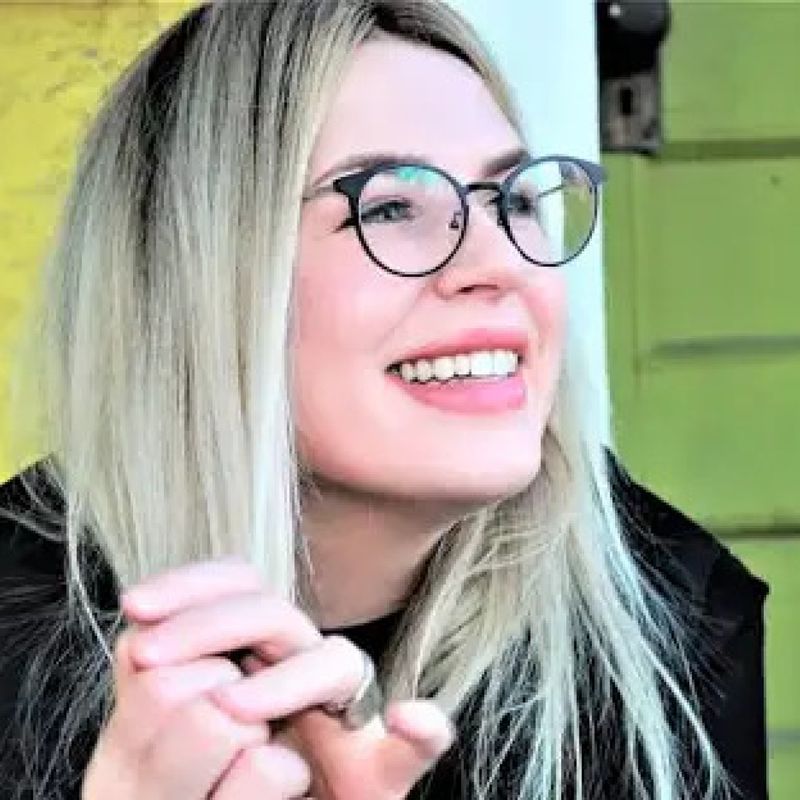 Emily Austin profile picture