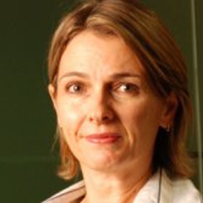 Marília de Camargo César profile picture