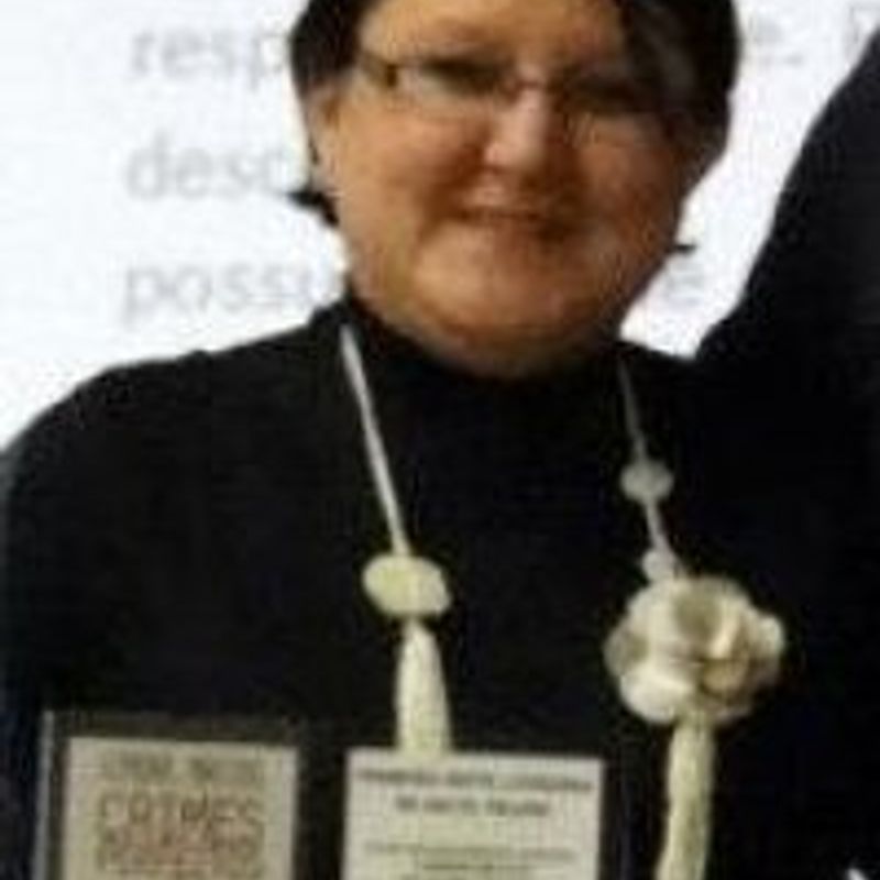 Simone Mattos profile picture