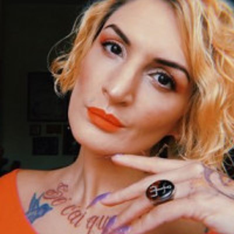 Clara Averbuck Gomes profile picture