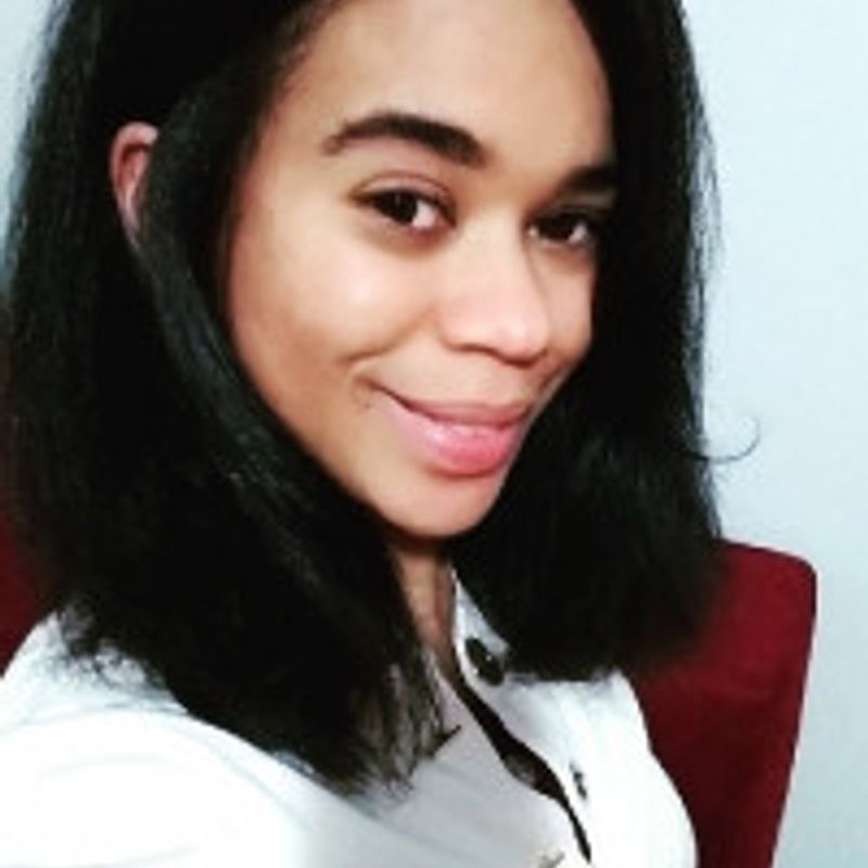 Viviane L. Ribeiro profile picture
