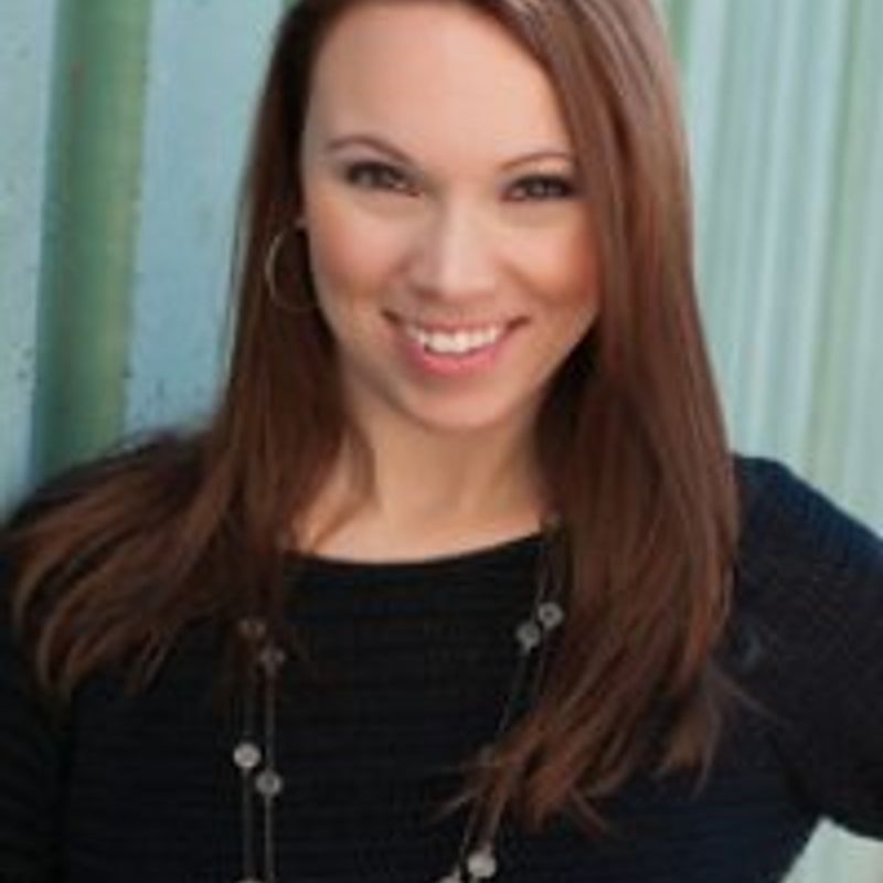 Suzanne Young profile picture