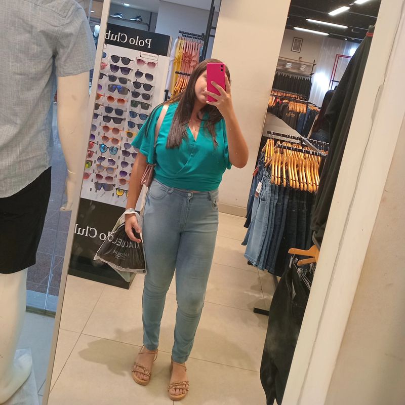 Vitória Taveira picture