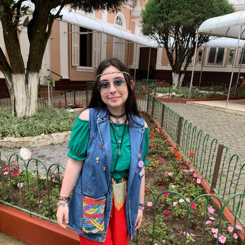 Ana Mello picture
