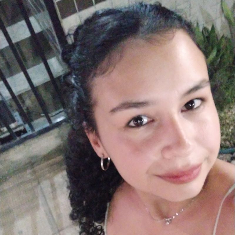 Beatriz Lira  picture