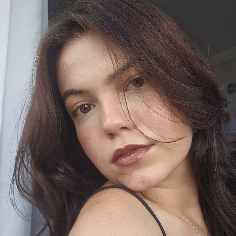 Lara picture