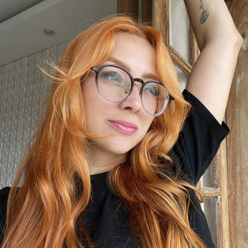 Camila Batista picture
