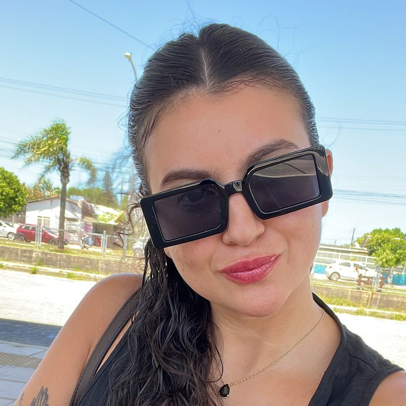 Larissa picture