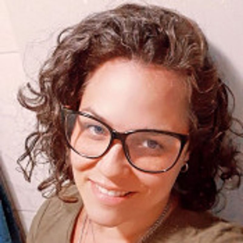 Ana Souza picture