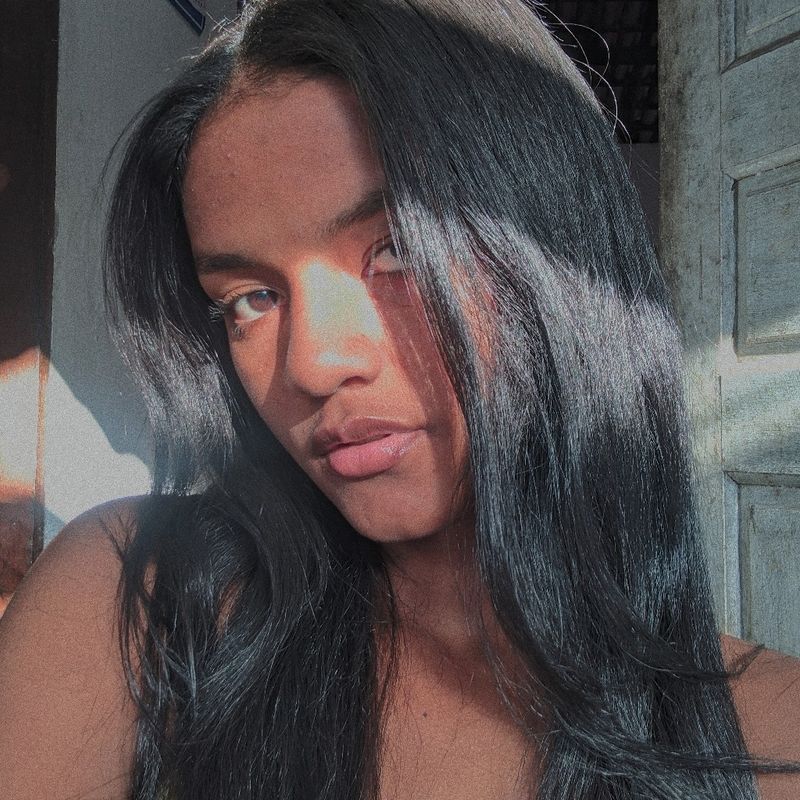 Thayane Almeida picture
