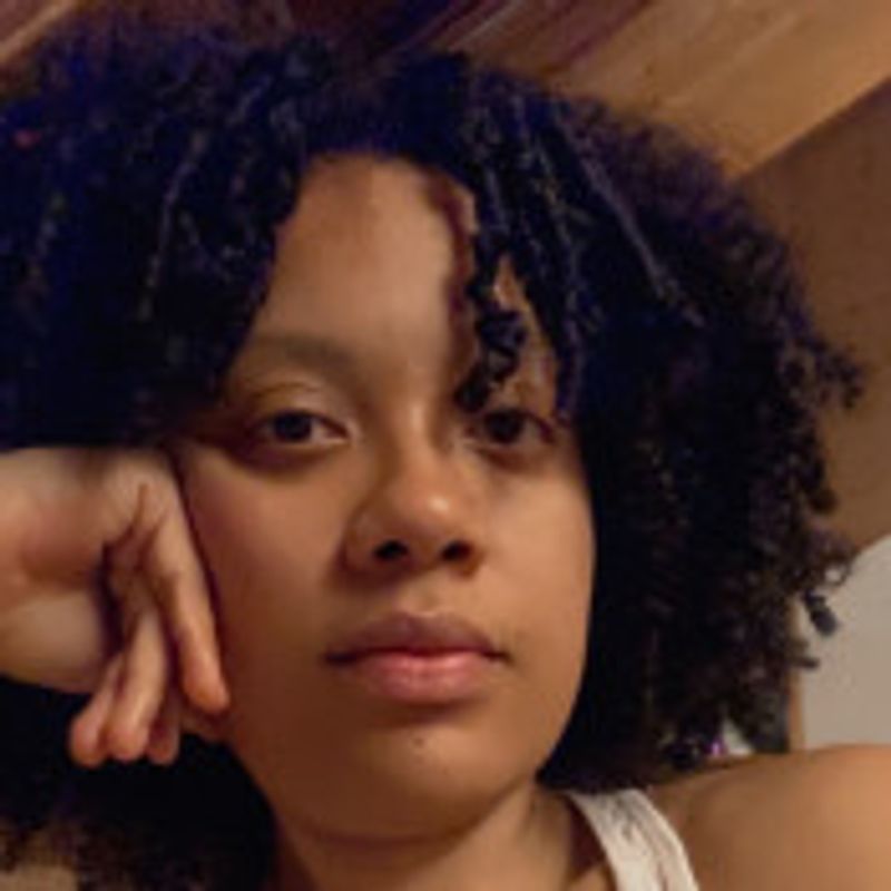Kívia Santos picture