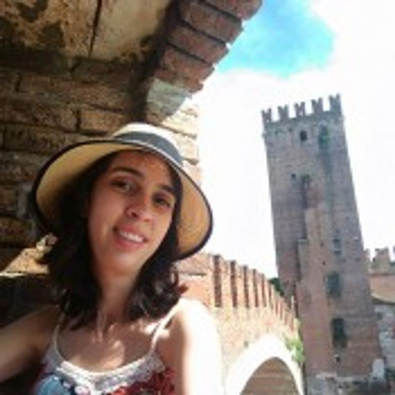 Ana  Paula  Toledo picture