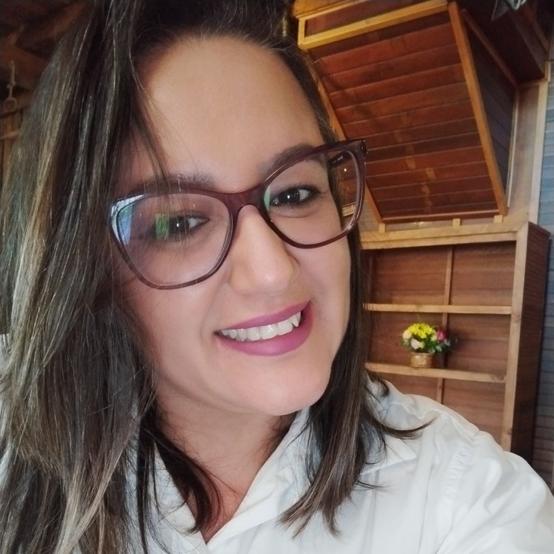 Elivania Gomes picture