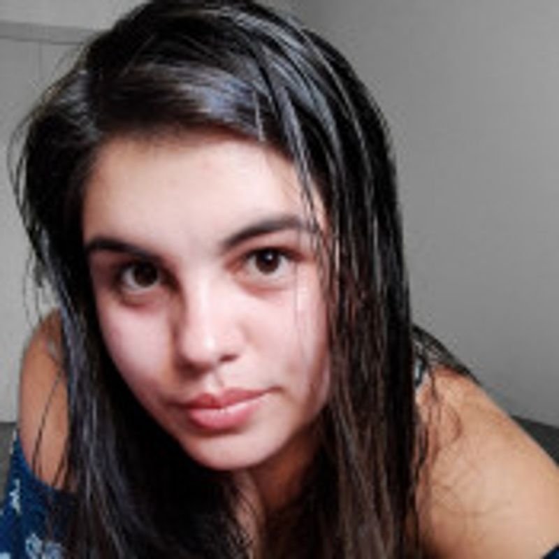 Isabela Oliveira picture