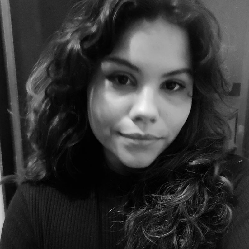 Samira Bueno picture