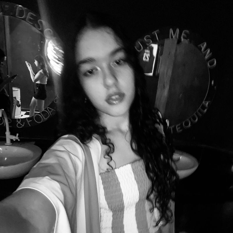 Roberta Lívia picture