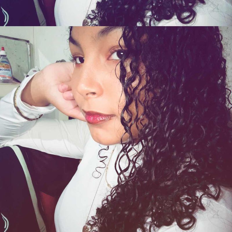 Regiane Oliveira picture