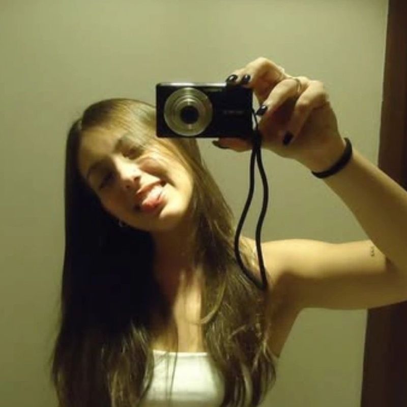 isabella vieira picture