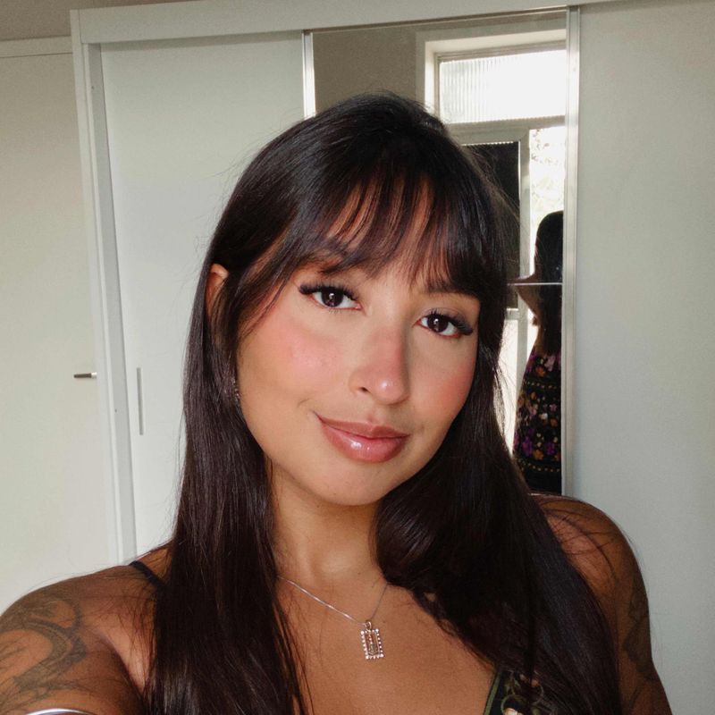 Lari Souza picture