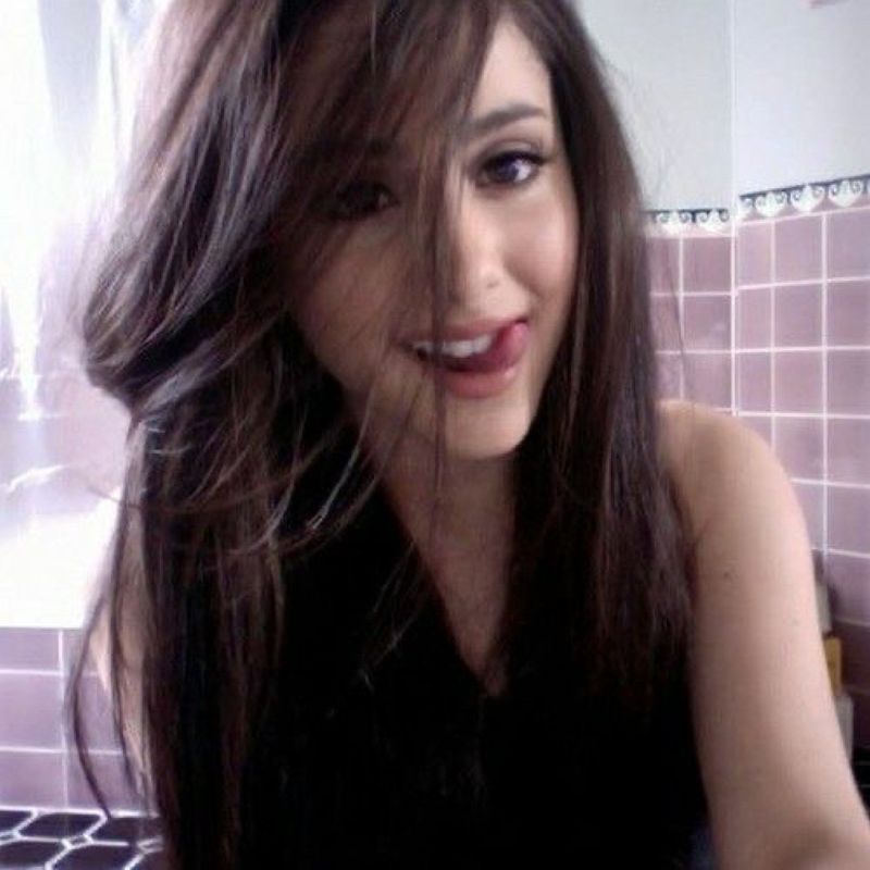 Iza Carolina picture