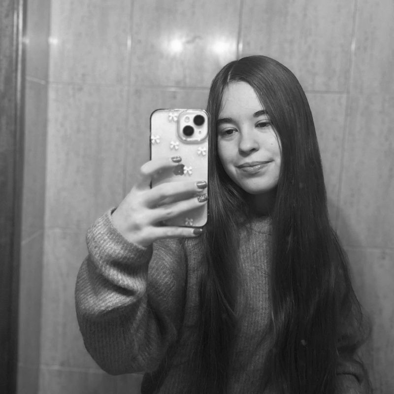 Lara Ferreira picture