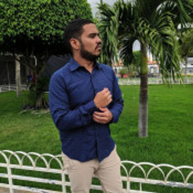 Túlio Dantas picture
