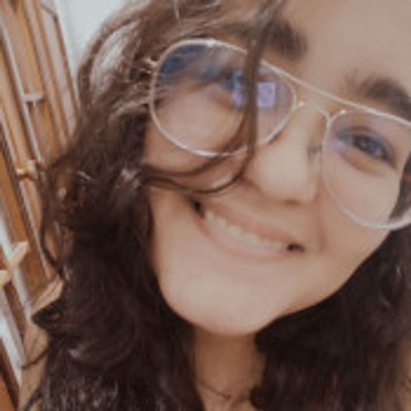 Mayra Pinheiro picture
