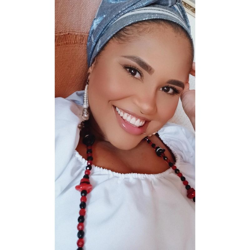 Stefani Araújo picture