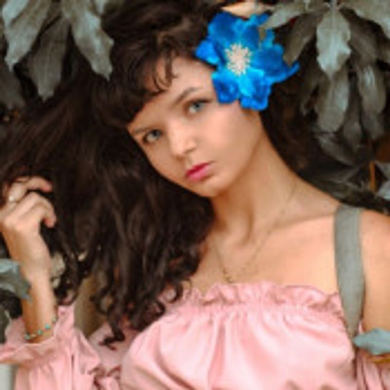 Lilian  picture
