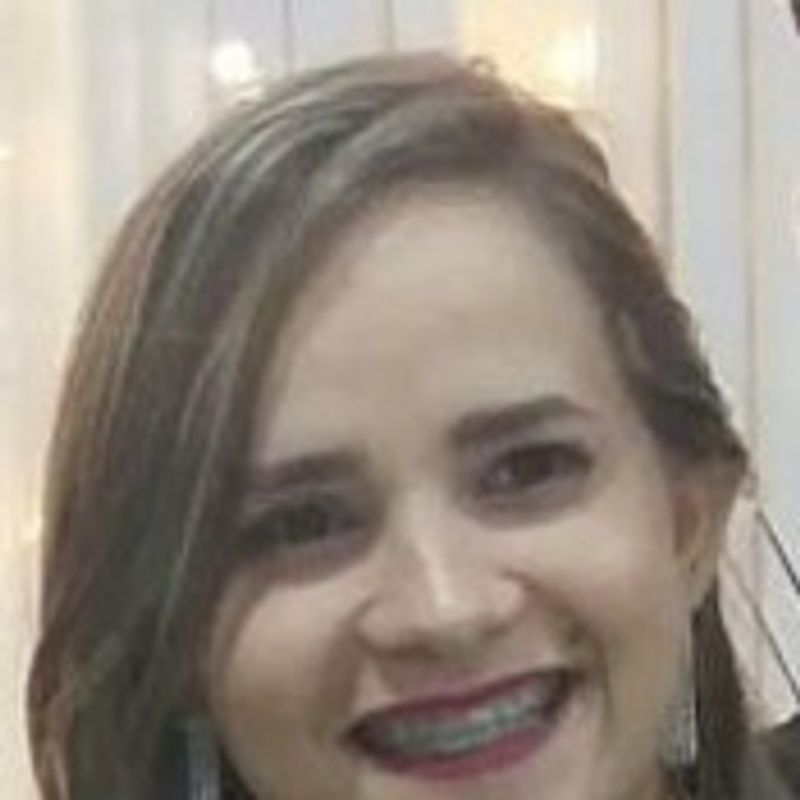 Thais Lira picture