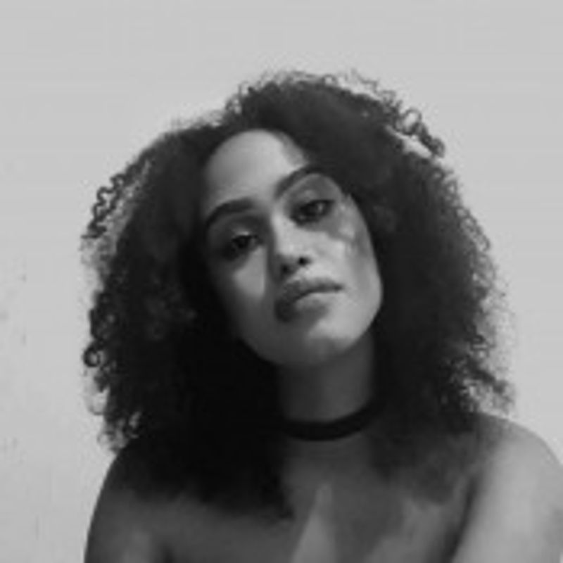 Renata Queiroz picture