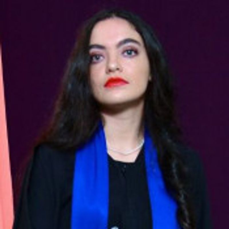Giovana Oliveira picture