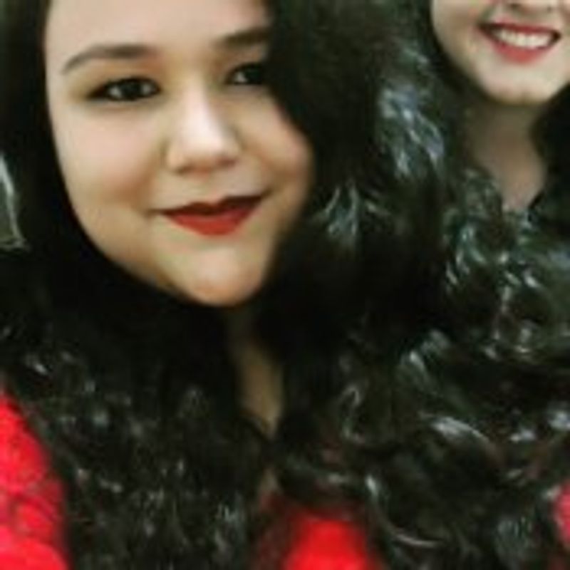 Thaís Pizzinatto picture