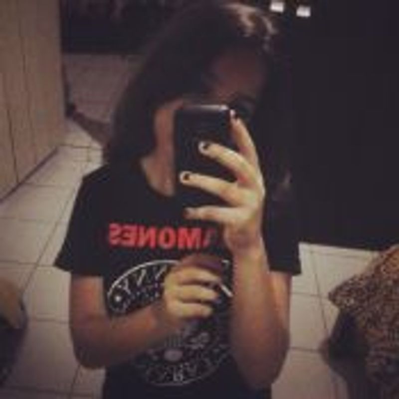 Karina Batista picture