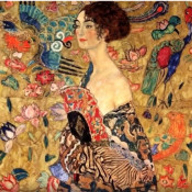 Laura SaintCroix picture