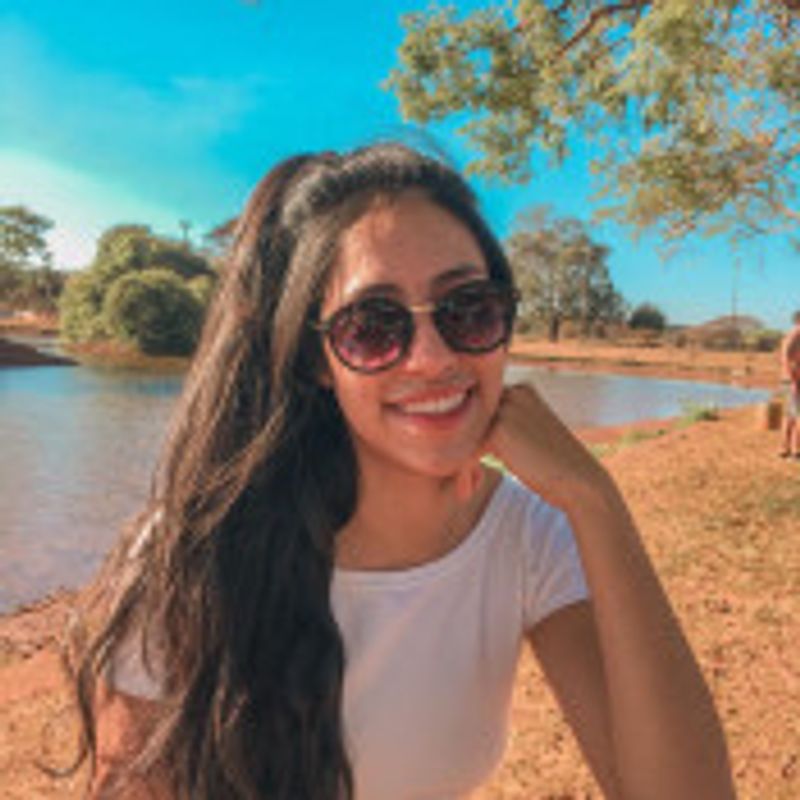 Jullia Almeida picture
