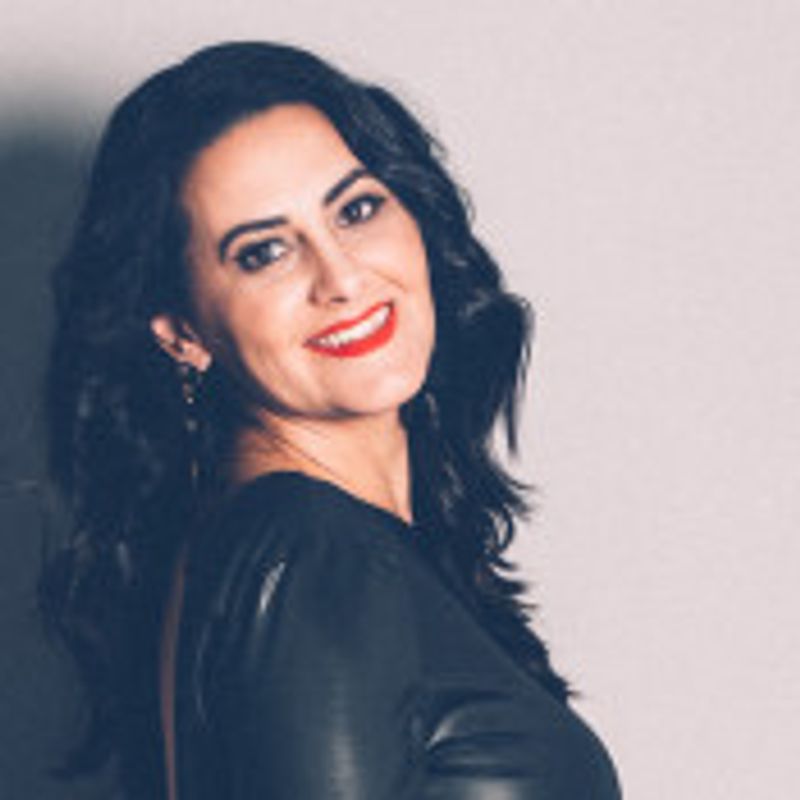Daniela Souza picture