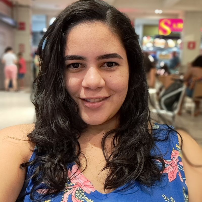Ari Oliveira picture