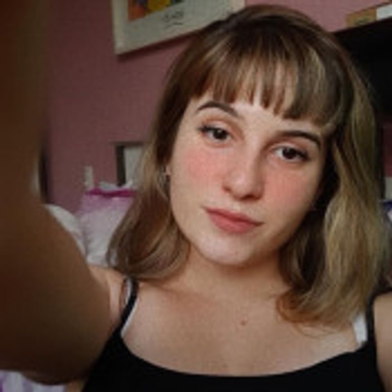 Karina Mello picture