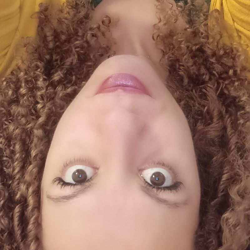Kelly Dannielle picture