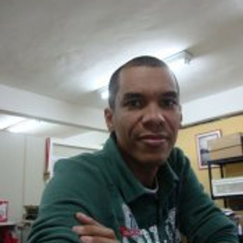 Eduardo Santos picture