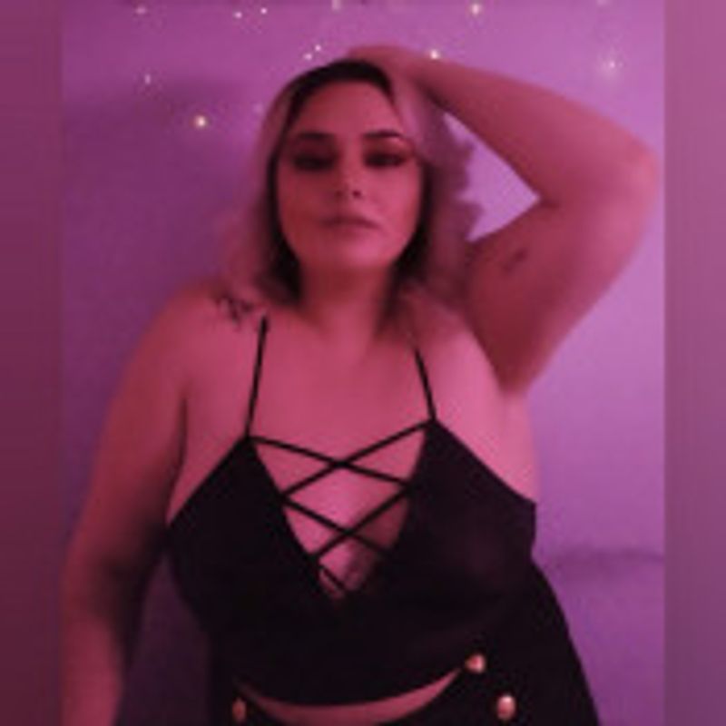 Janine Victória picture