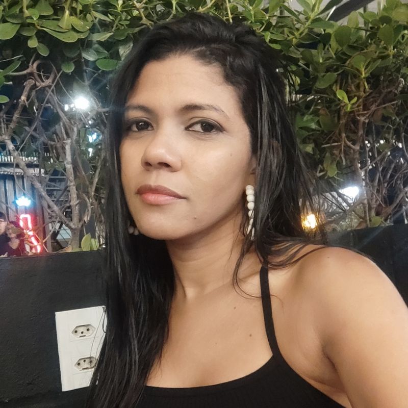 Ari Stéfany Diniz picture