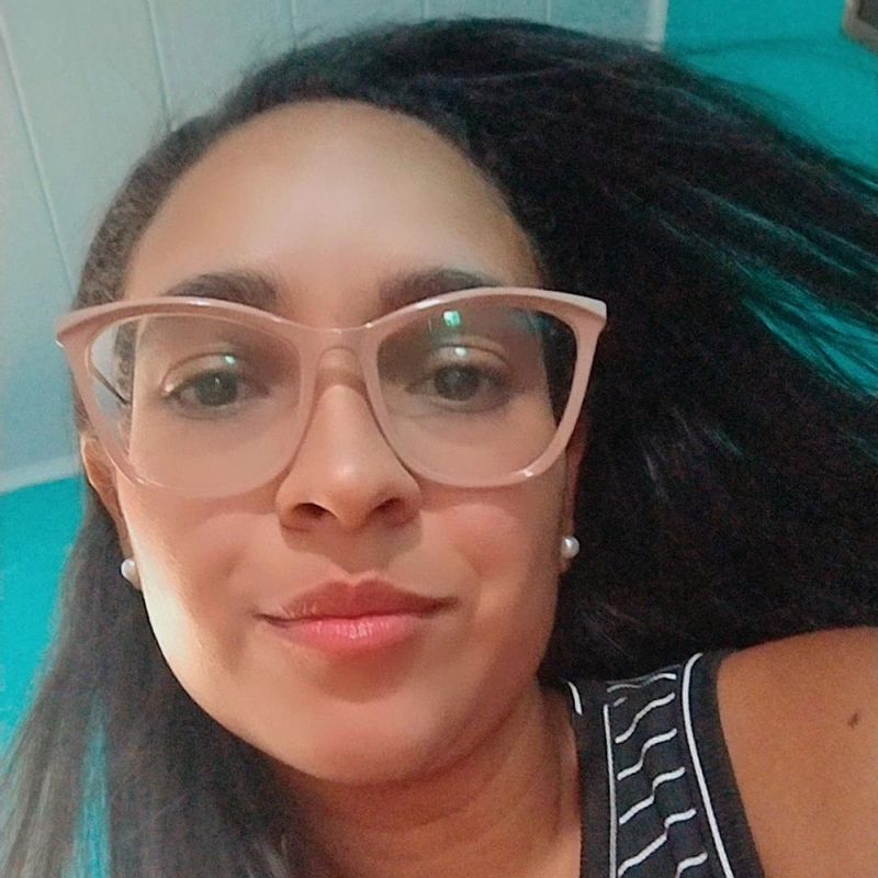Cris Andrade picture