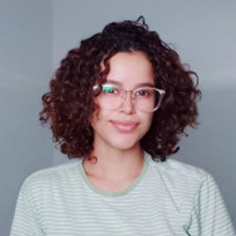 Maria Oliveira picture
