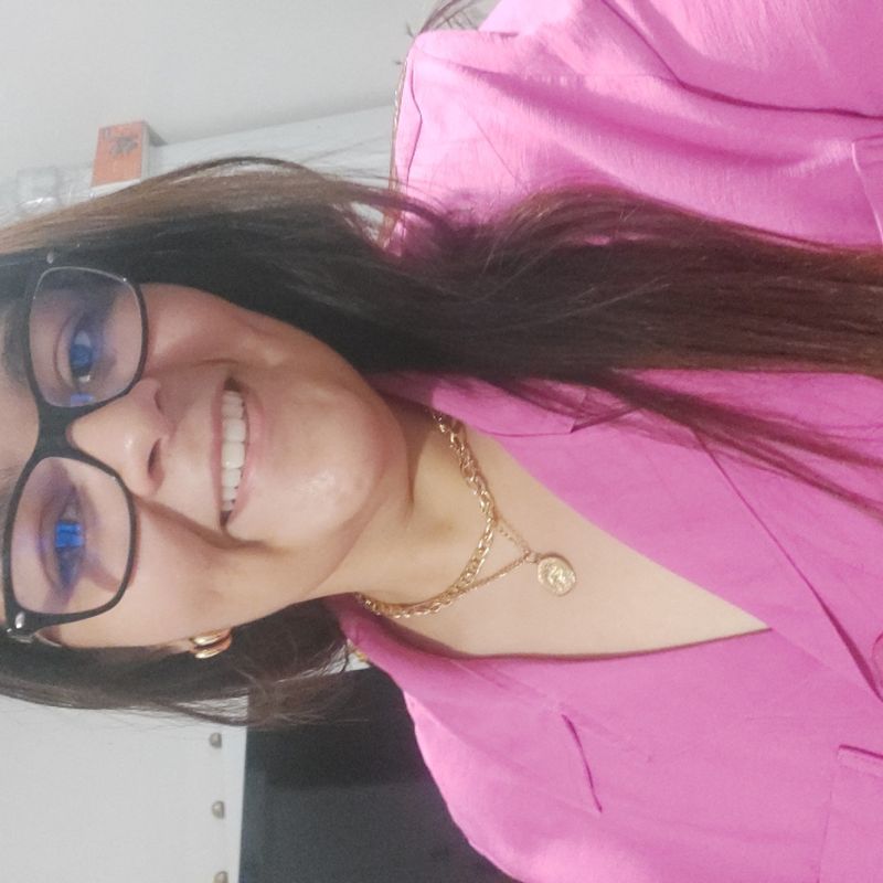 Talita Oliveira picture